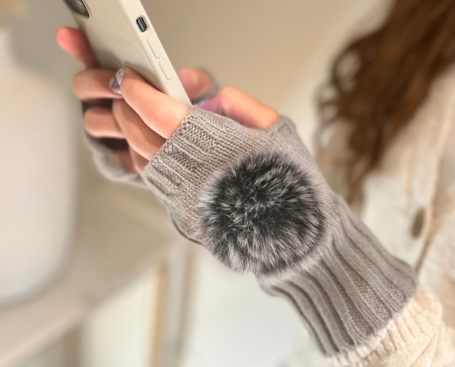 Fingerless Gloves with Faux Fur Detail