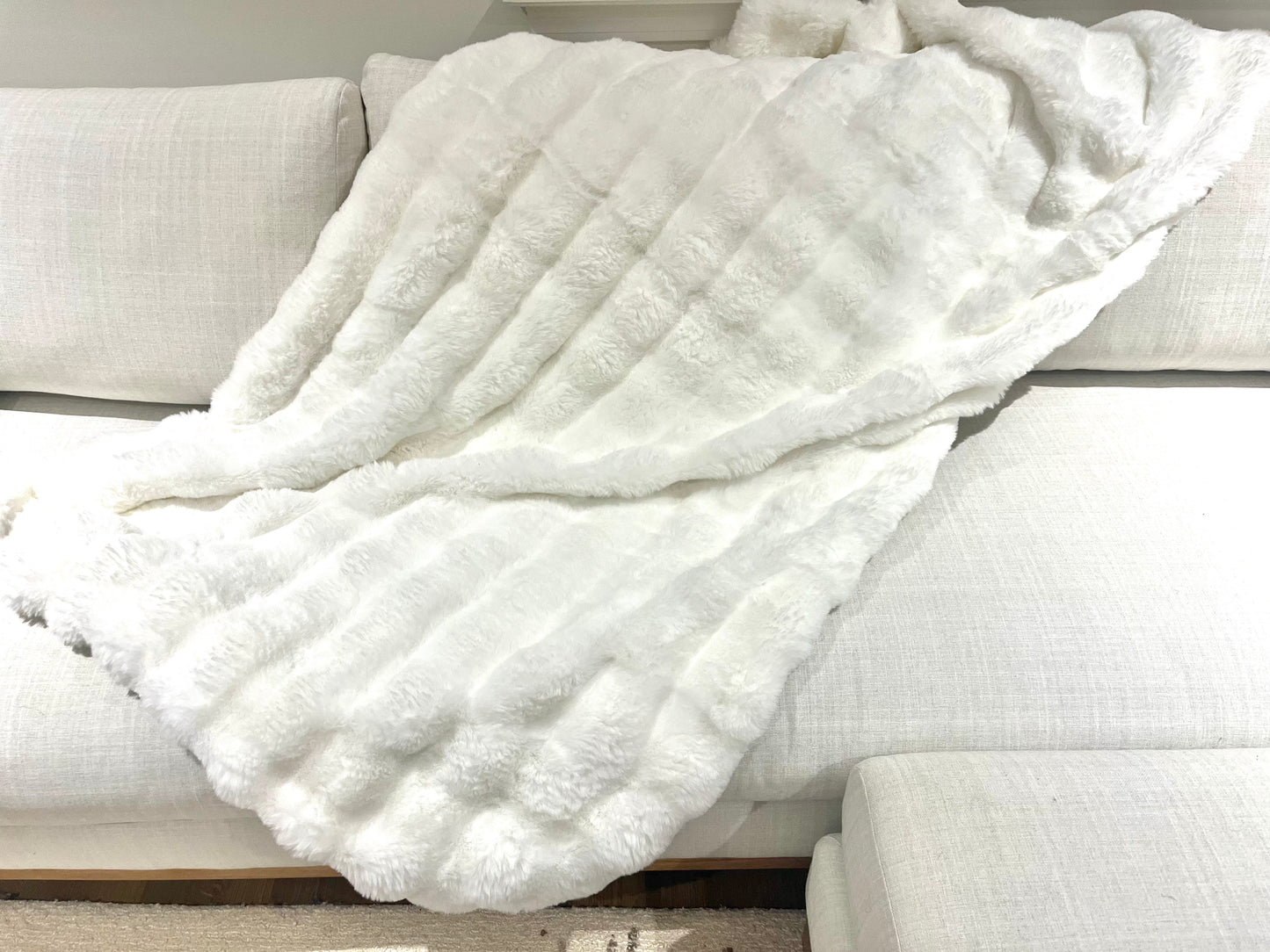 Faux Fur Fleece Blanket